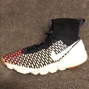 Nike Footscape Magista Flyknit